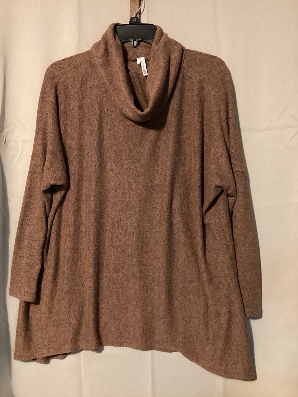 I Love S&S Inc. Cowl Neck Long Sleeve Plush Open Back Sweater SZ L Brown